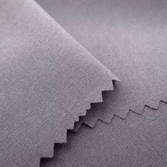 Recycelter, gewebter Outdoor-Stretch-Polyester/Nylon/Spandex, wasserdichter Jacquard-Kleidungsstoff für Mantel, Jacke, Uniform